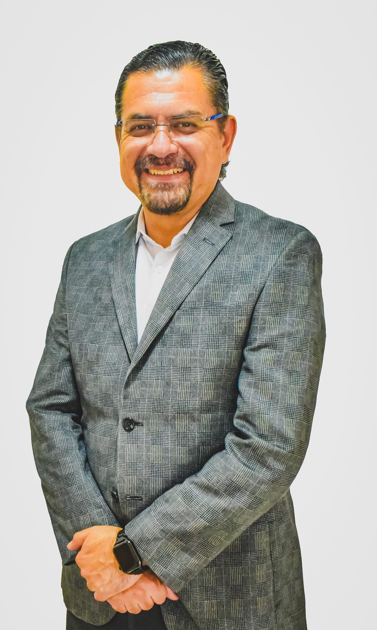 Dr. Ernesto Barrios Prieto 2 (1)